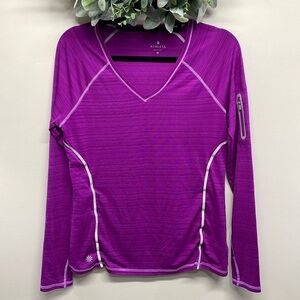NWOT Athleta Zinger Long Sleeve V-neck Zipper Pocket Dark Razzle Top M